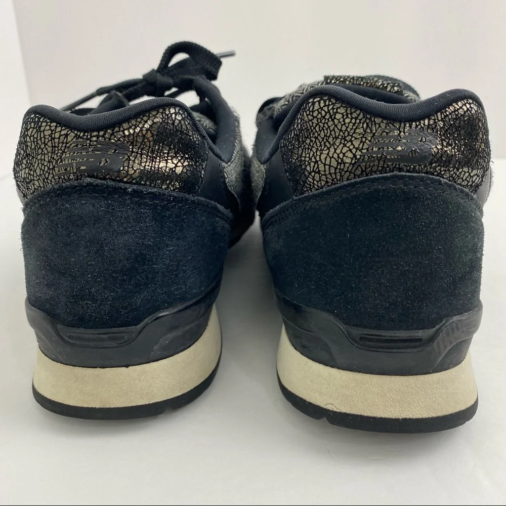 New Balance 696 size 8 Women’s Black Suede Sneakers